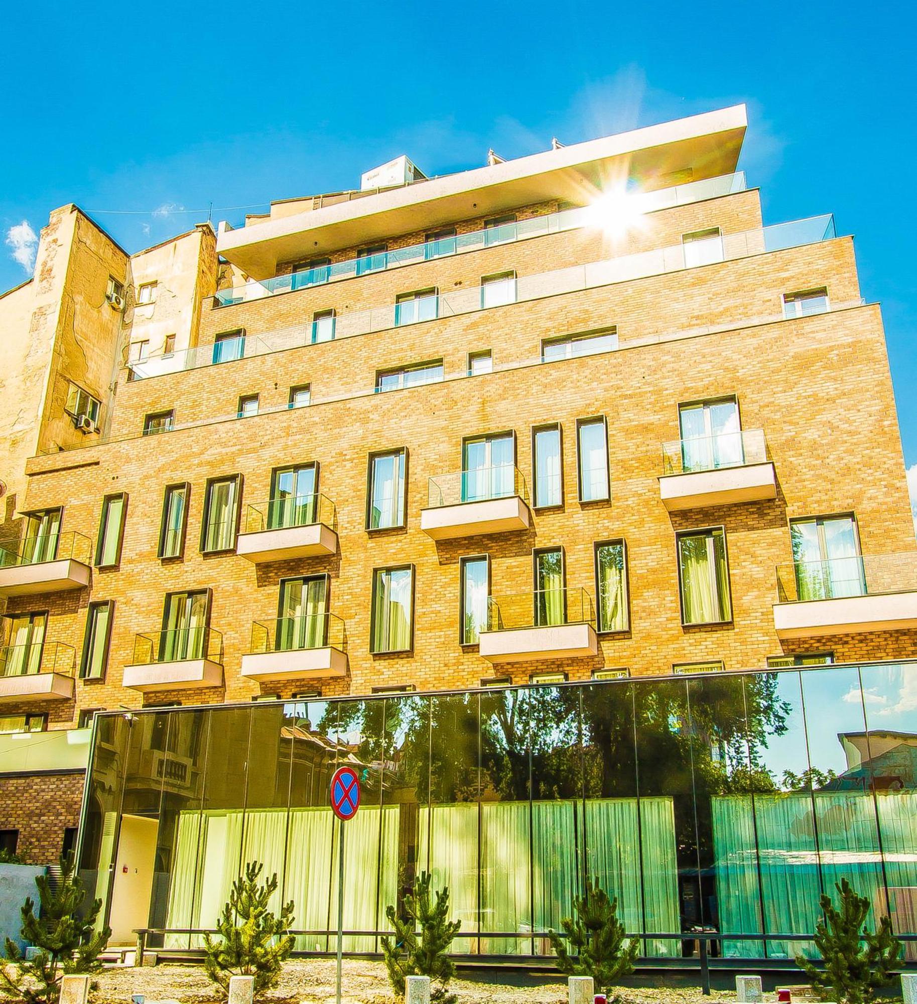 Central Carol Aparthotel 2 Бухарест Екстер'єр фото