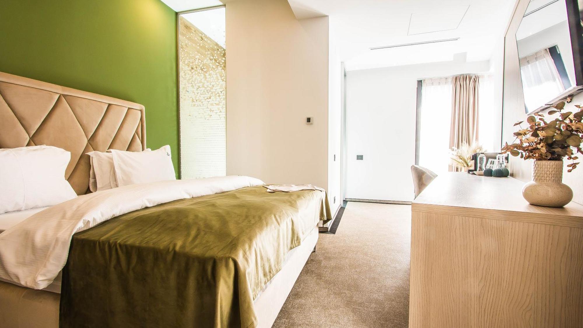 Central Carol Aparthotel 2 Бухарест Екстер'єр фото