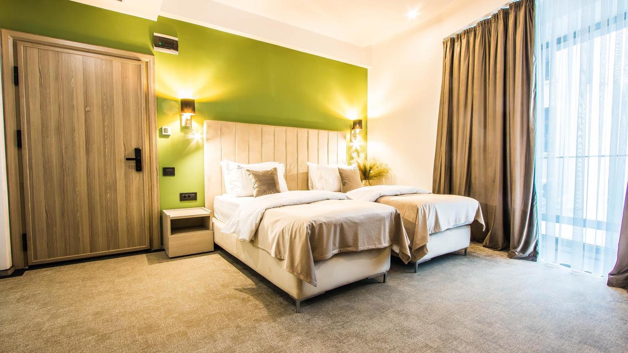 Central Carol Aparthotel 2 Бухарест Екстер'єр фото