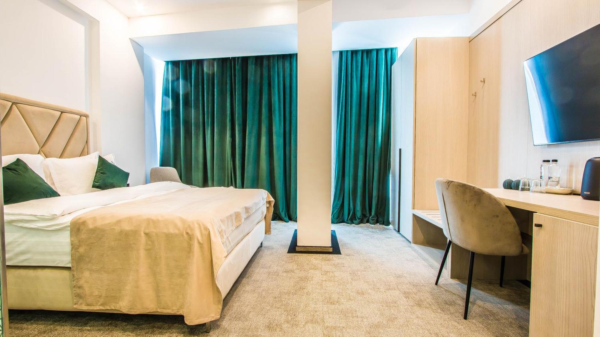 Central Carol Aparthotel 2 Бухарест Екстер'єр фото