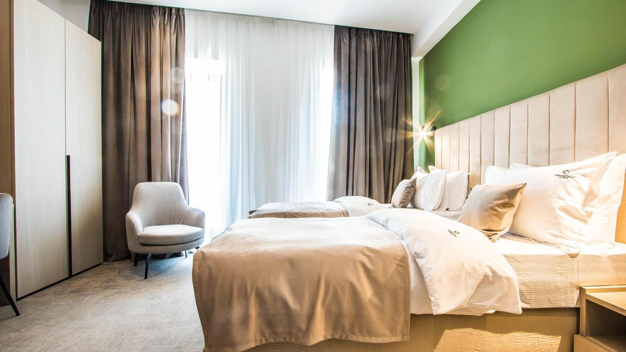 Central Carol Aparthotel 2 Бухарест Екстер'єр фото